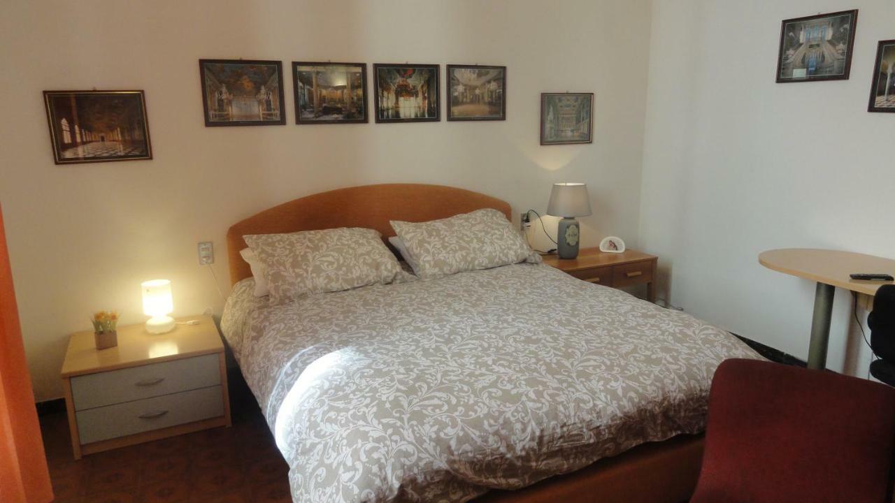 Prione70 Apartment